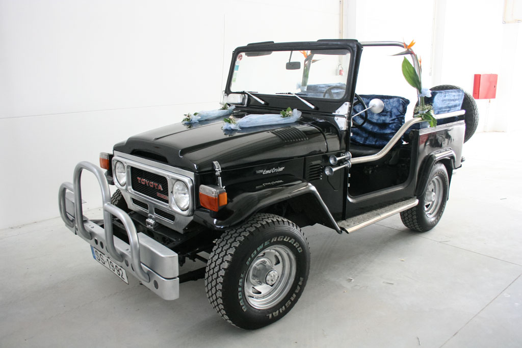 carro-decorado-moinho-do-cabac%cc%a7o-jpg